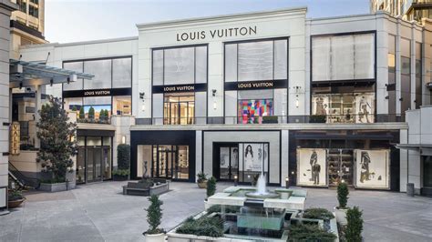 louis vuitton bellevue square|Louis Vuitton seattle bravern Bellevue.